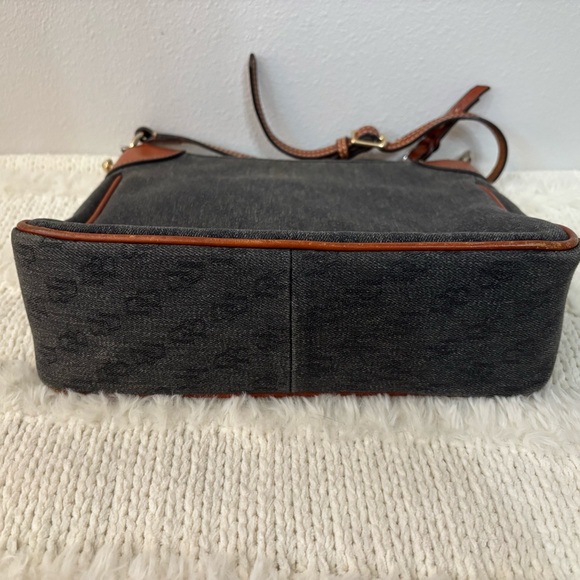 Dooney & Bourke Crossbody Gray - Picture 4 of 7